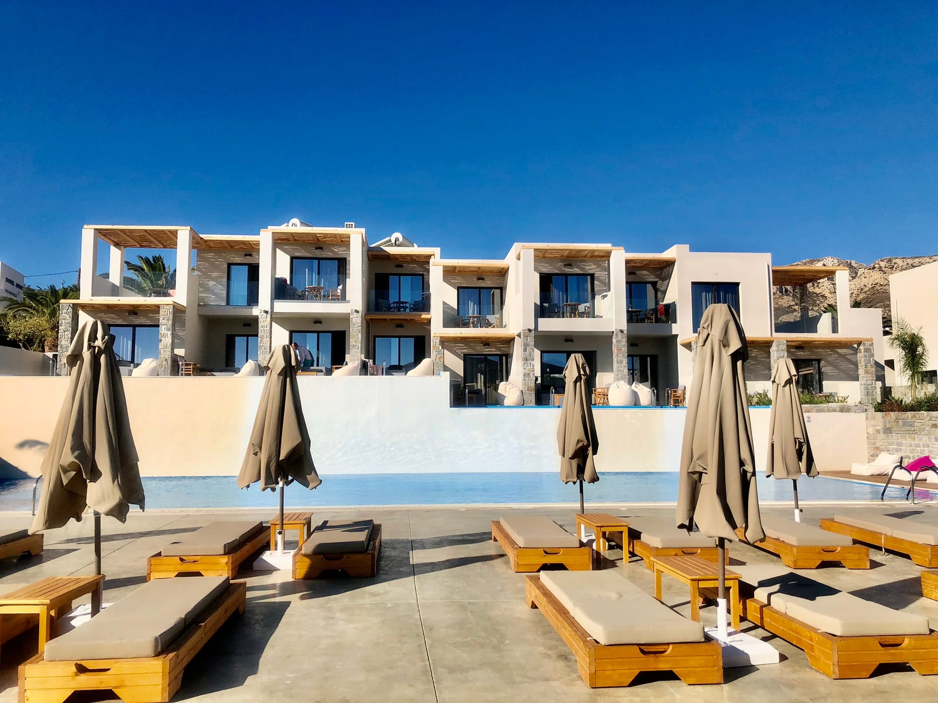 Helios Beach Hotel & Bungalows - 2