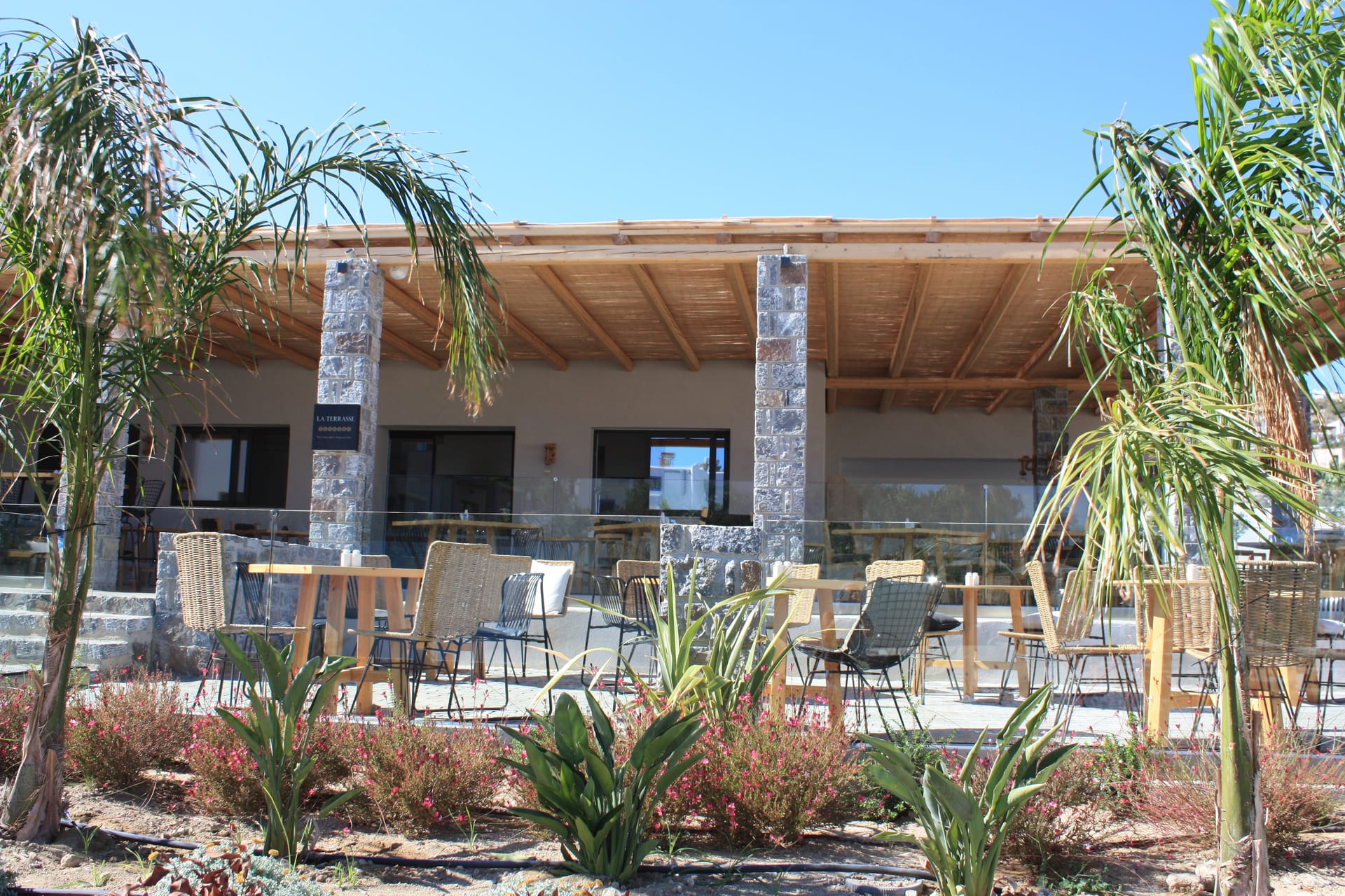 Helios Beach Hotel & Bungalows - 27