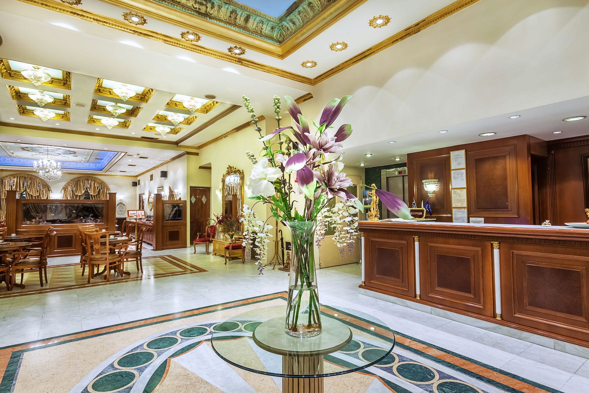 Imperial Palace | Classical Hotel - 1