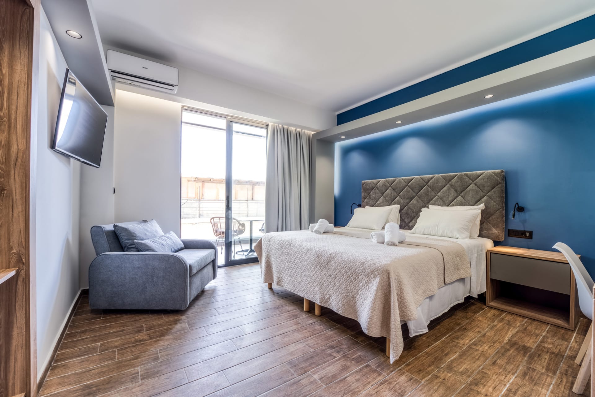 Island City Boutique Hotel - 2