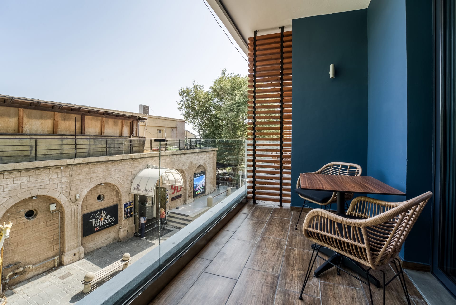 Island City Boutique Hotel - 4