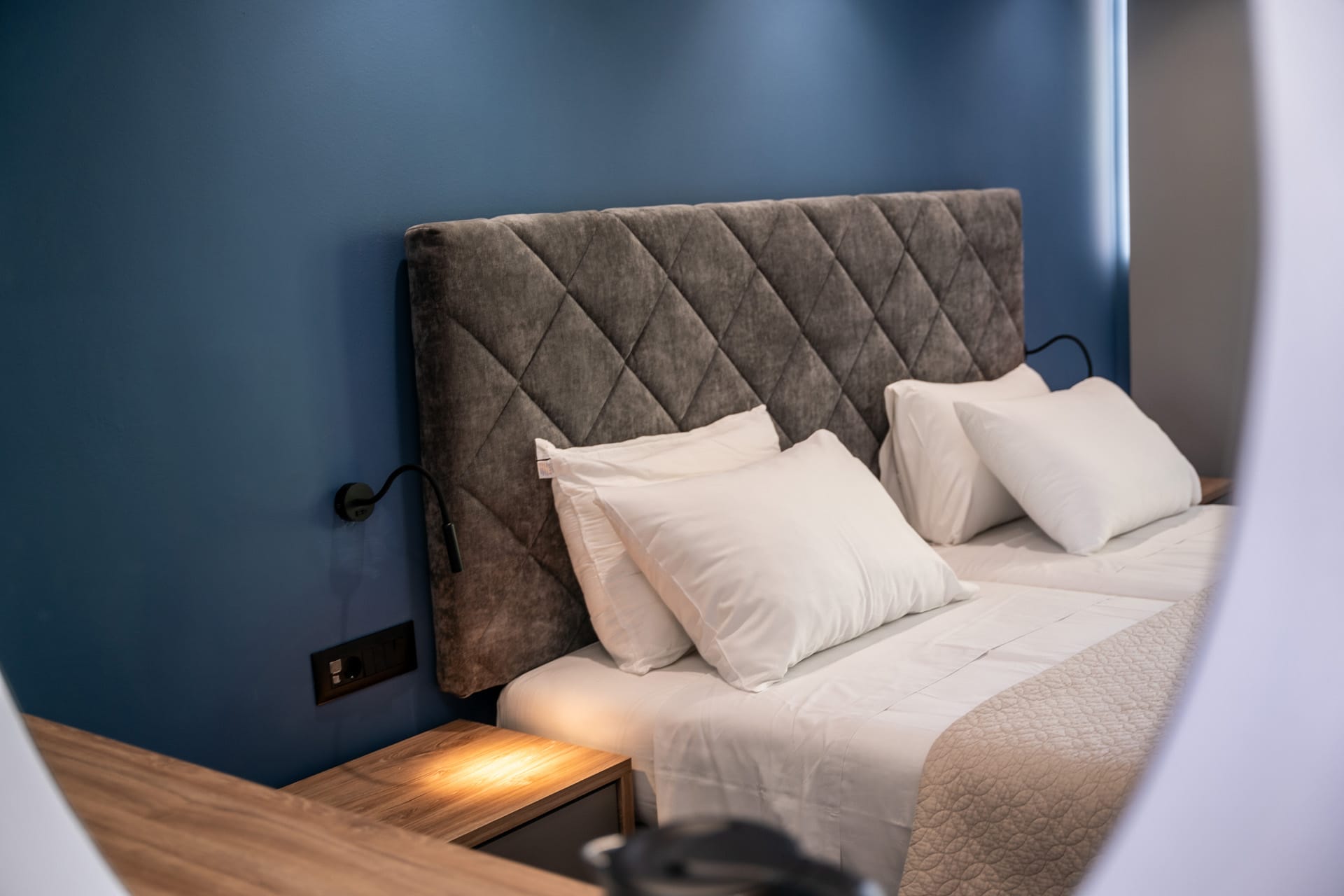 Island City Boutique Hotel - 10