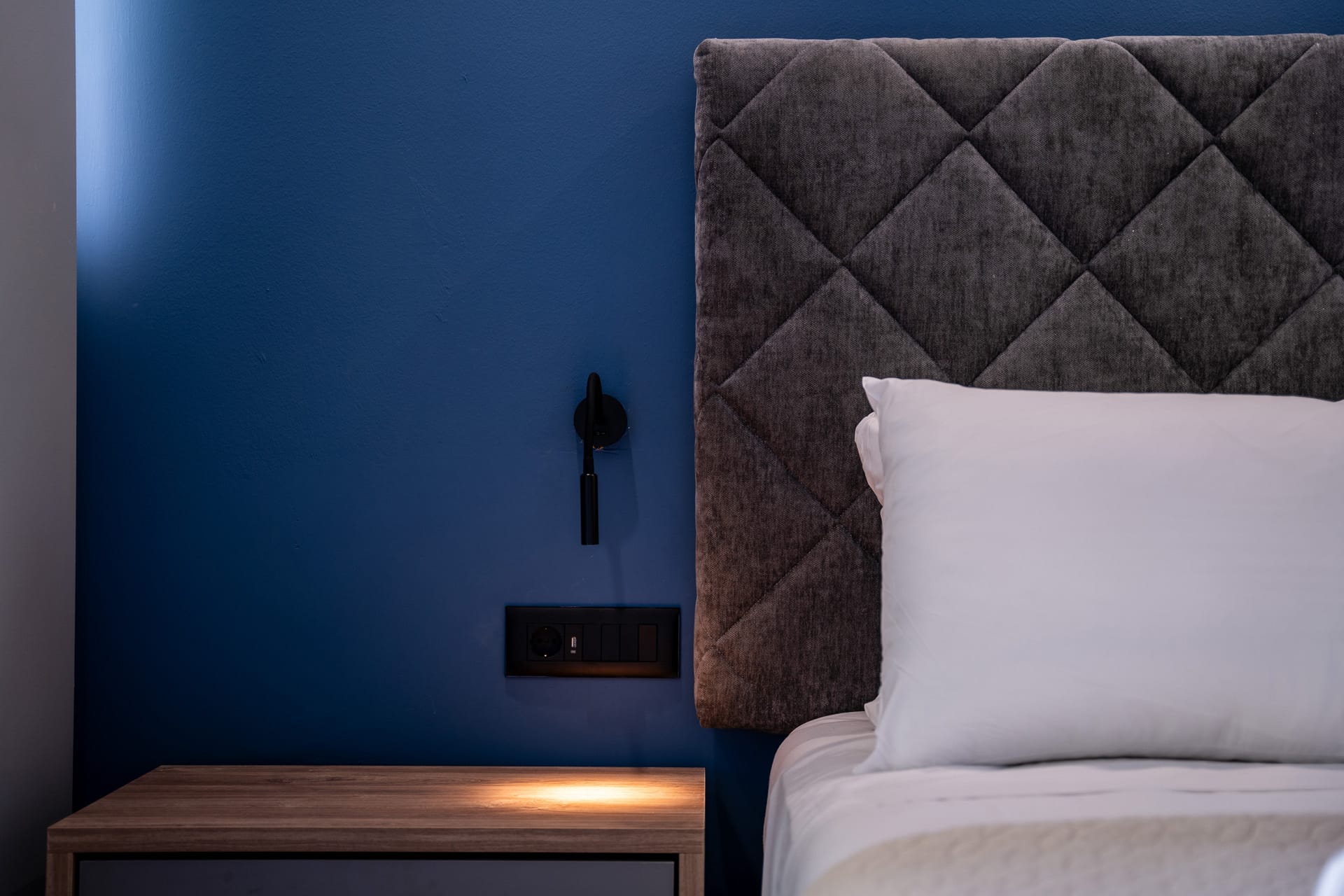 Island City Boutique Hotel - 12