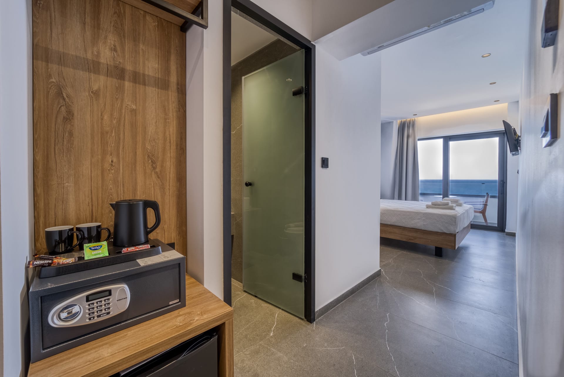 Island Sea Side Hotel | Adults Only - 14