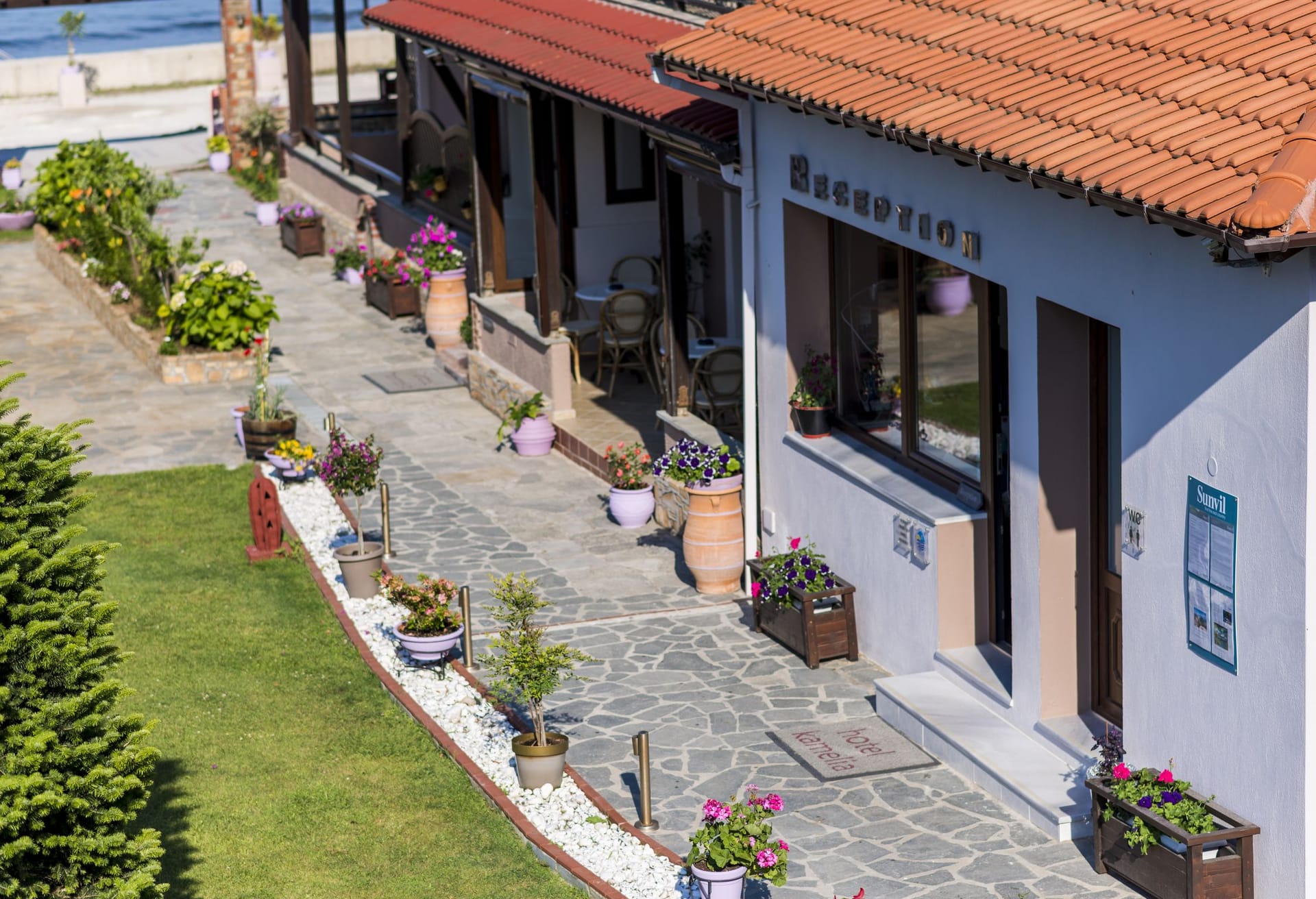 Kamelia & Semeli Hotel - 11