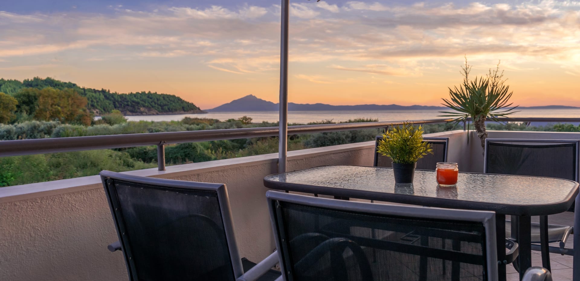 Kapahi Sea View Apartments & Suites - 1