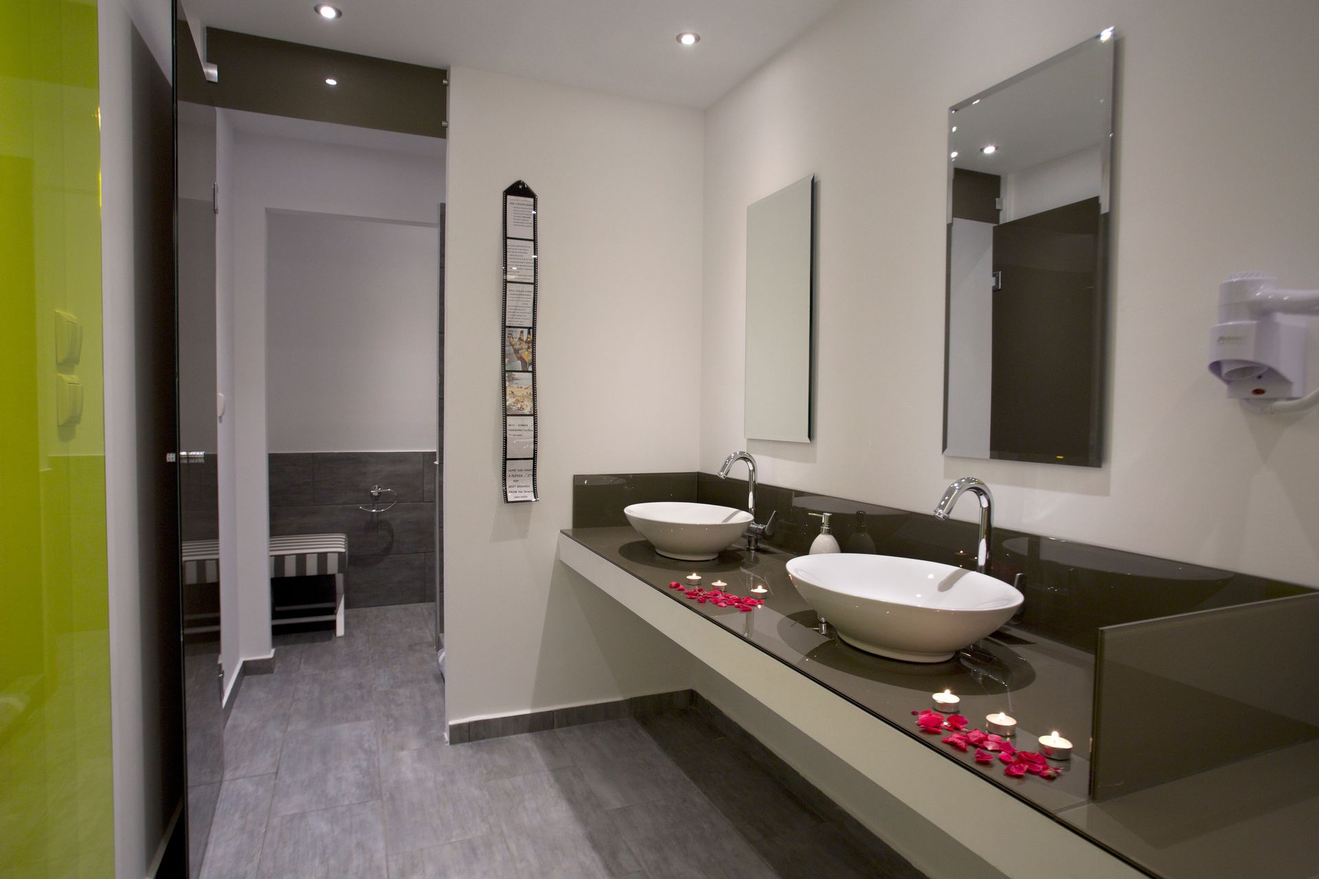 Kapahi Sea View Apartments & Suites - 20