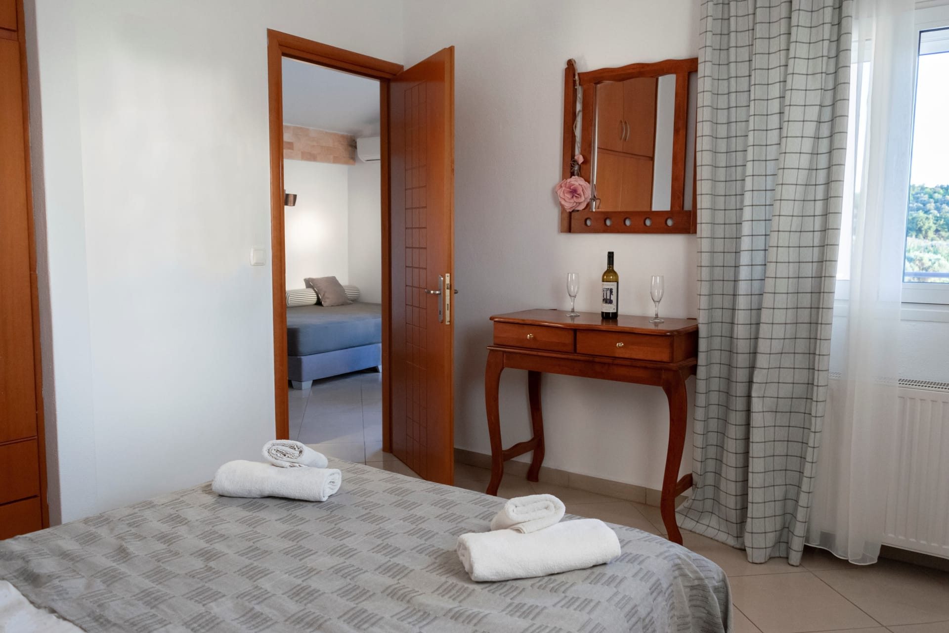 Kapahi Sea View Apartments & Suites - 38