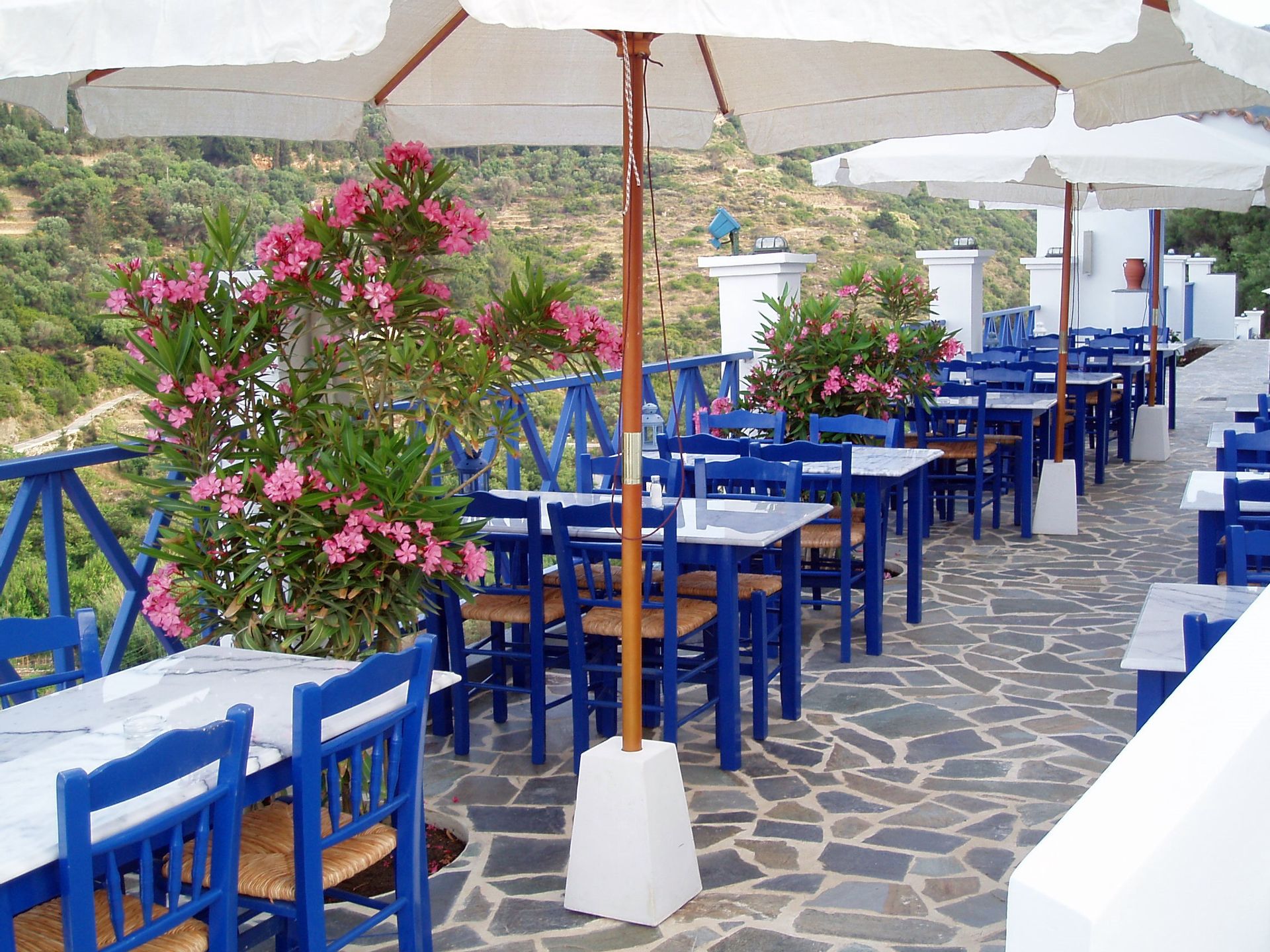 Kerame Hotel - 8
