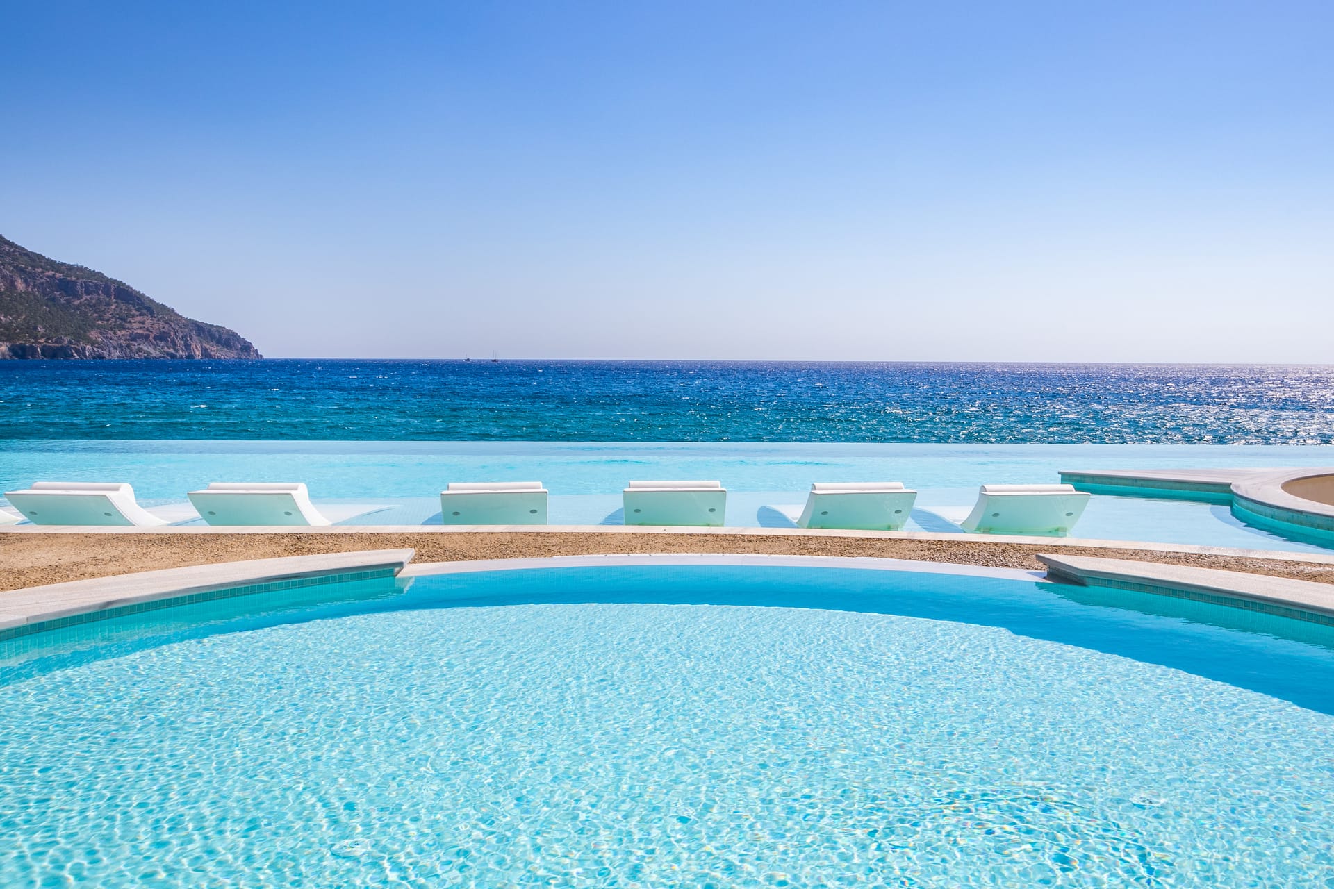 Konstantinos Palace - 1