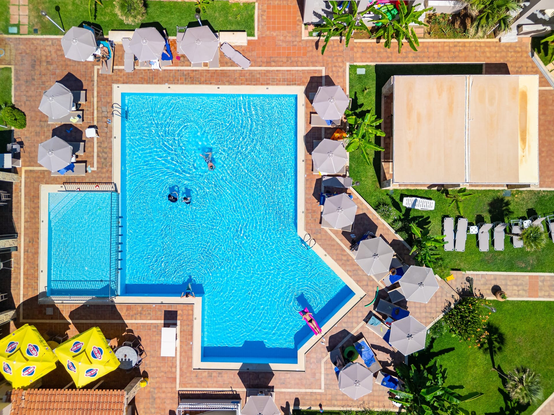Kostakis Beach Hotel - 11
