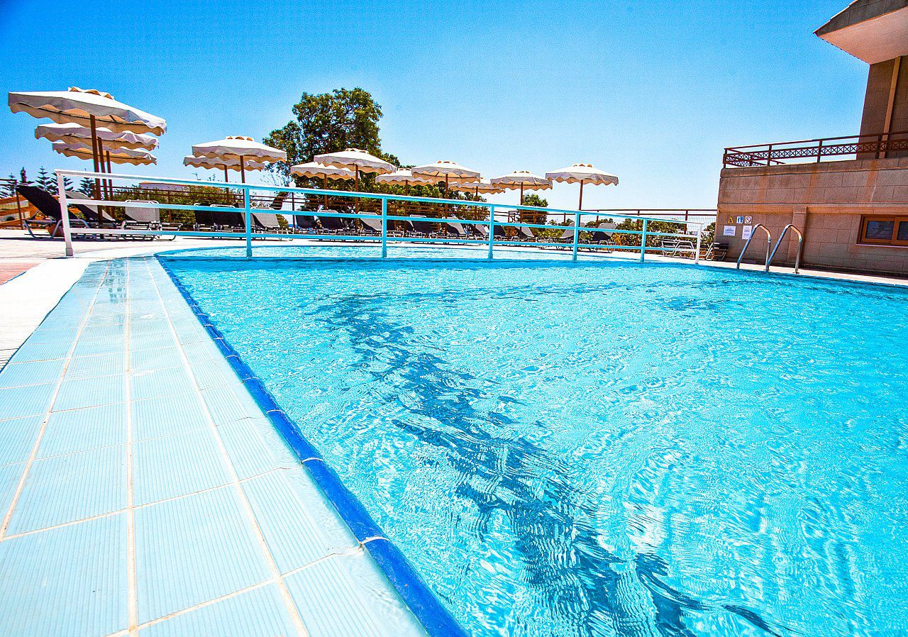 Ledras Beach Hotel & Villas - 4