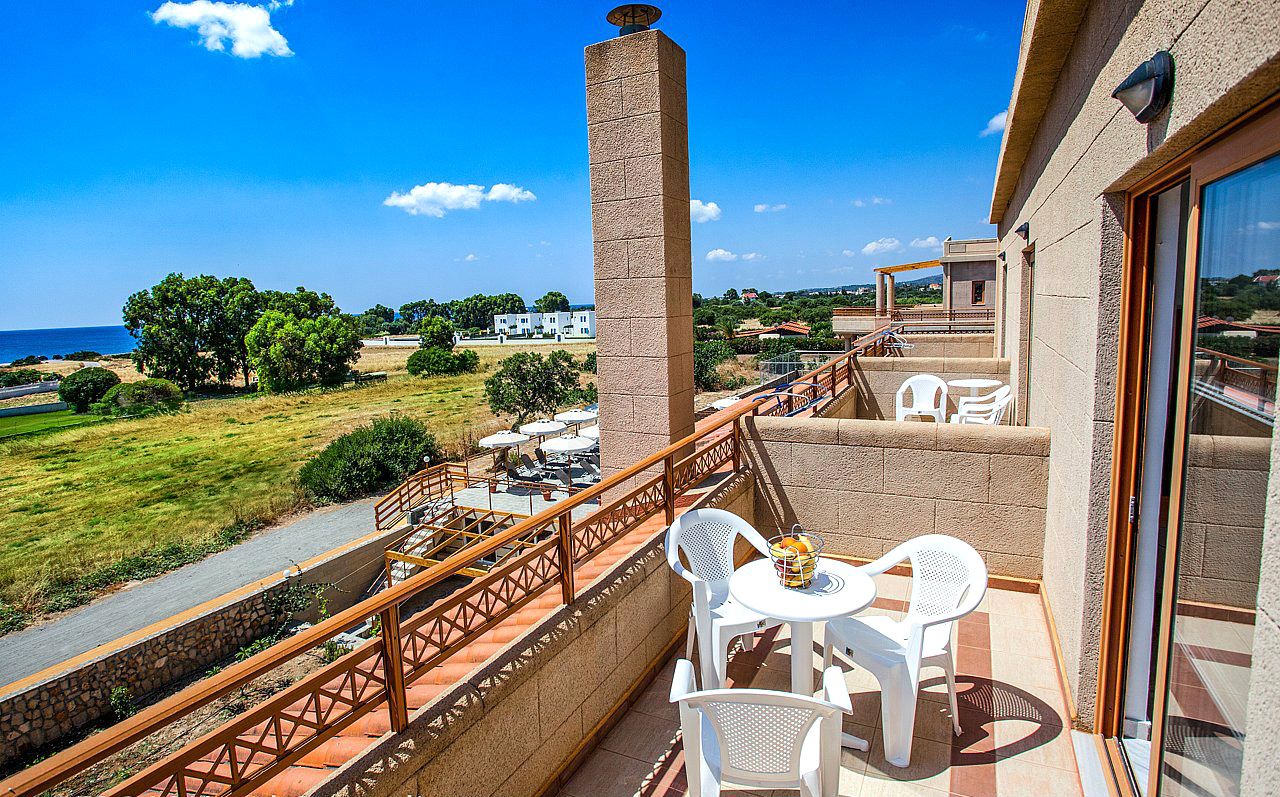 Ledras Beach Hotel & Villas - 7