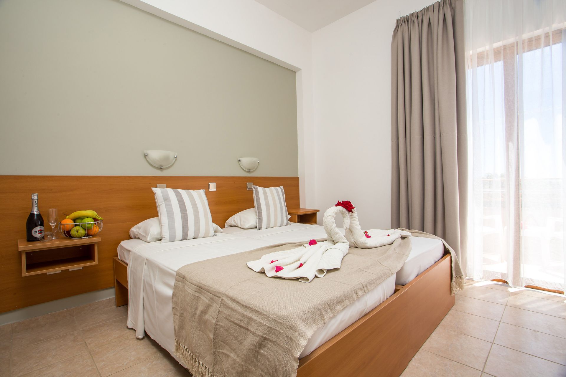 Ledras Beach Hotel & Villas - 20