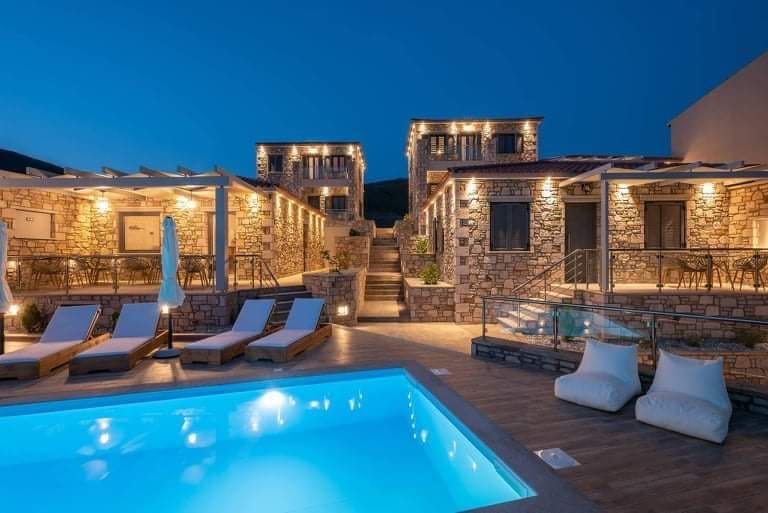 Lithoessa Luxury Apartments - 1