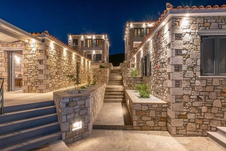 Lithoessa Luxury Apartments - 2