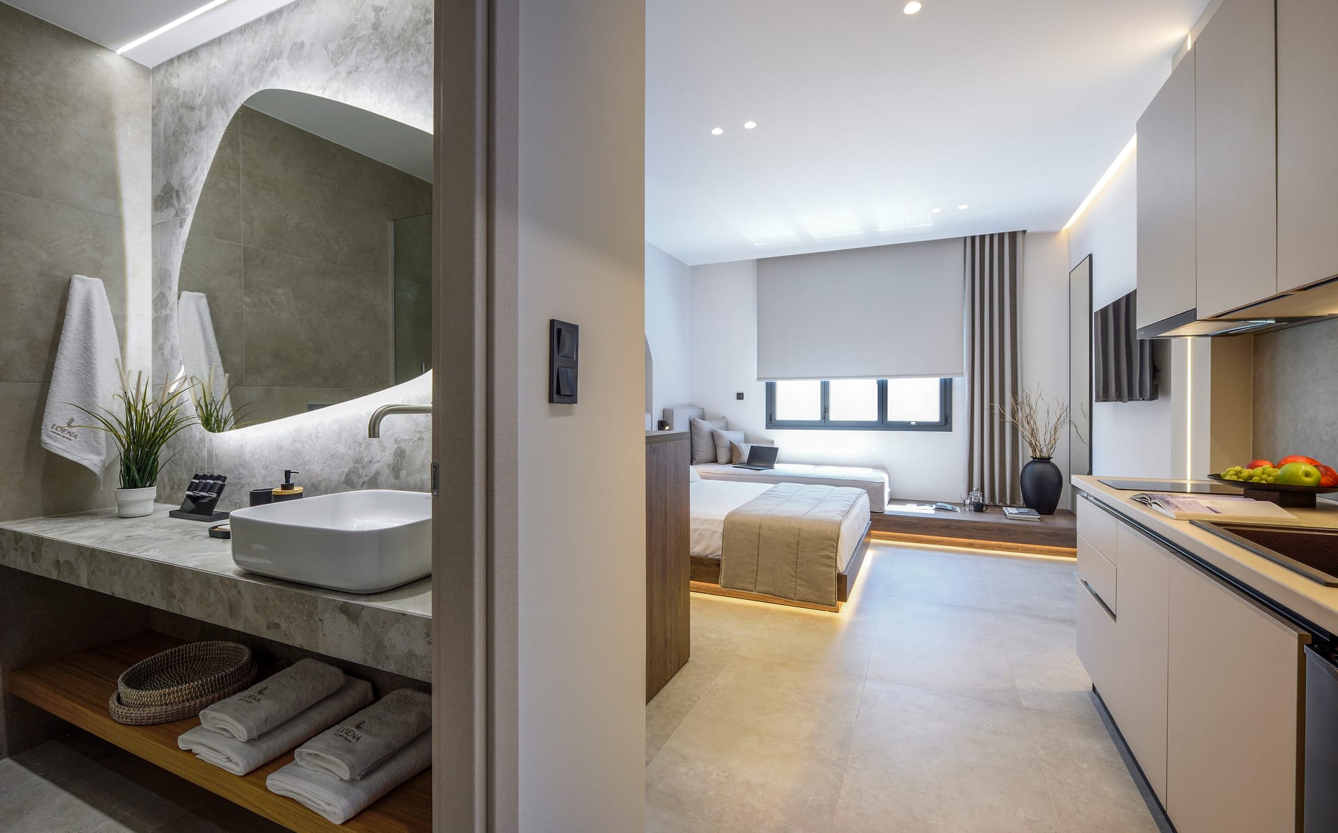 Loena Luxury Suites - 1