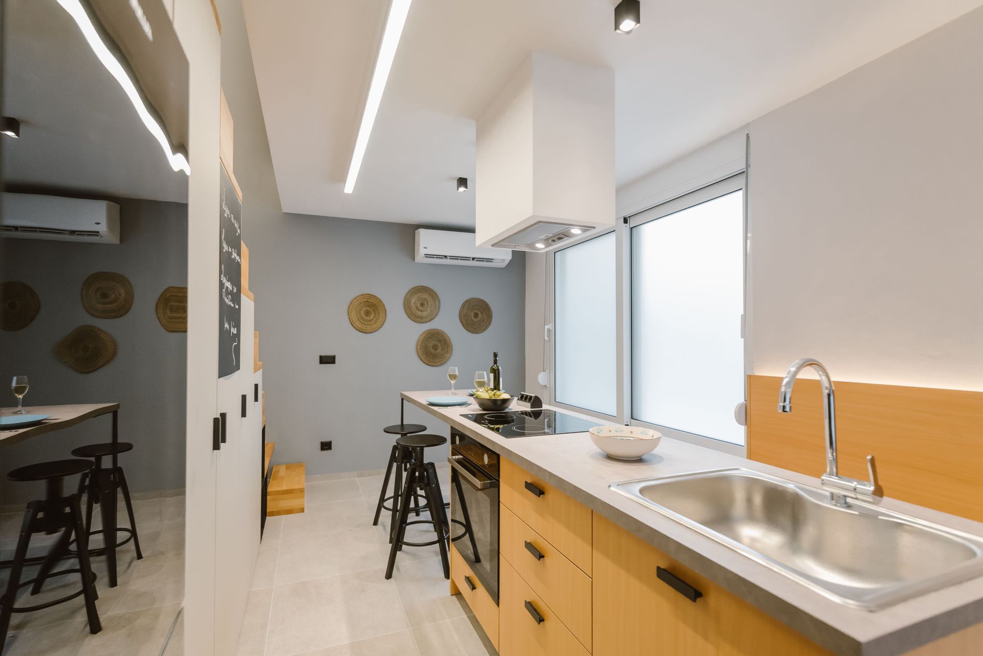 Manolis Loft Apartment - 3
