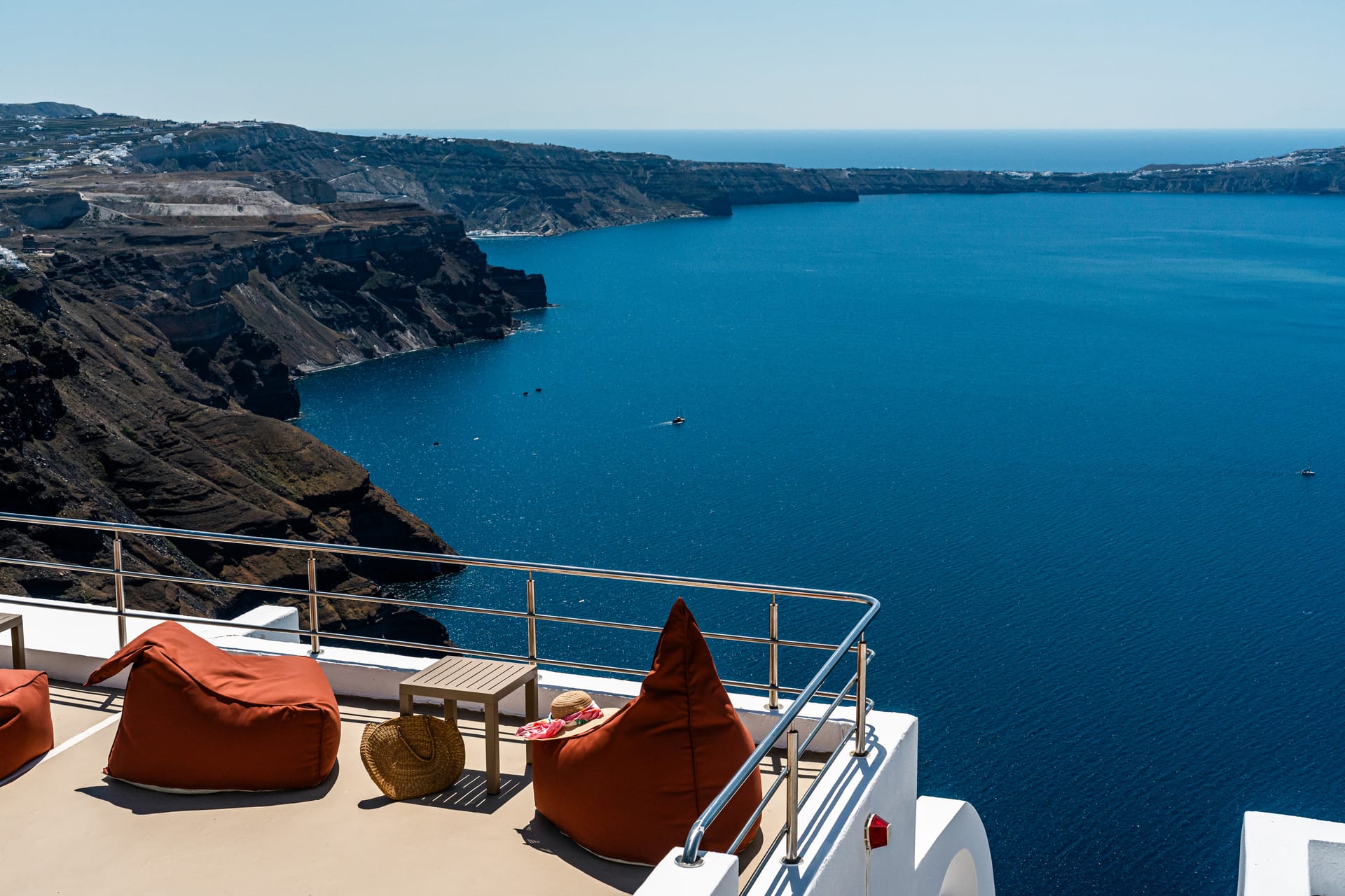Mardanza Krokos Suites - 1