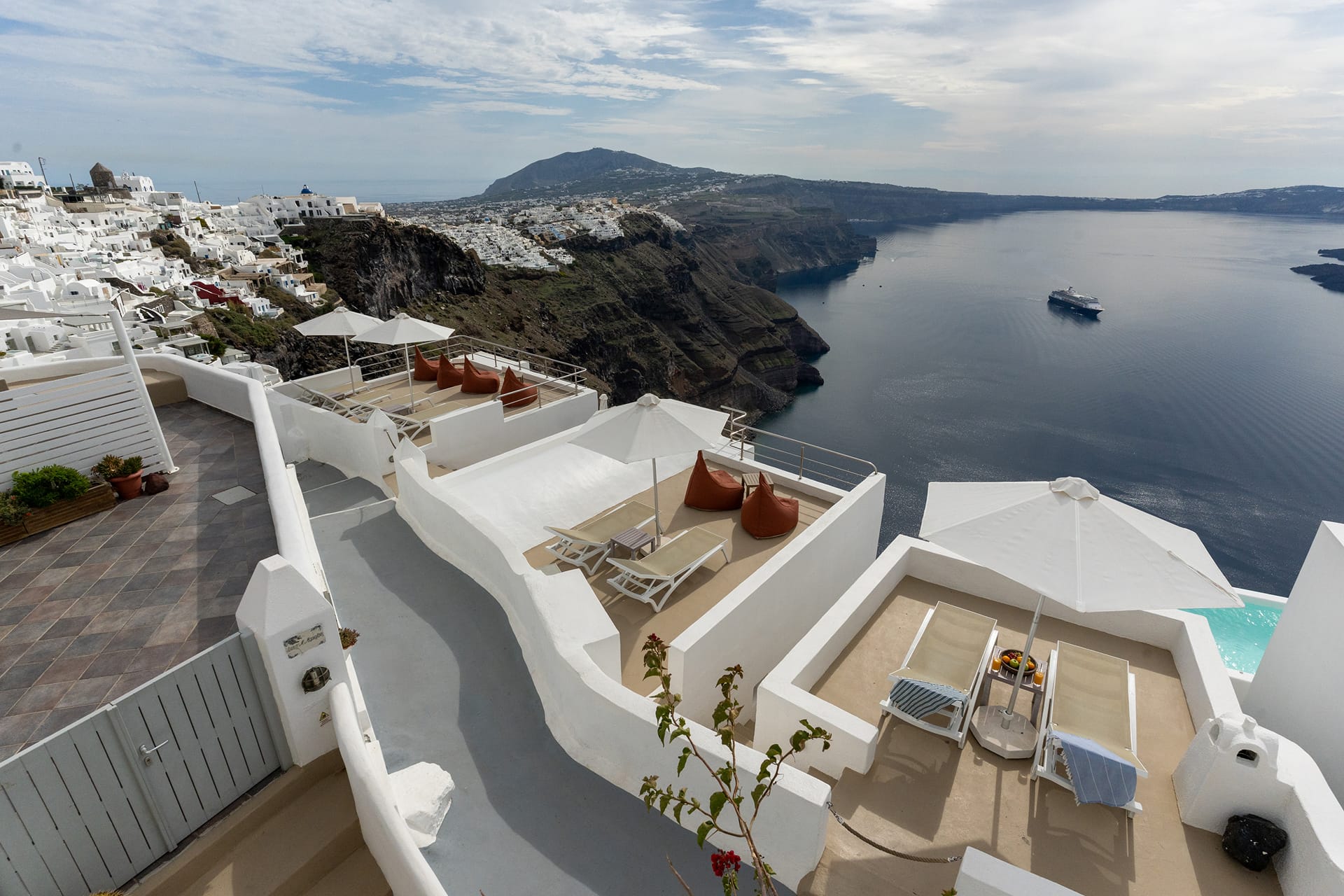 Mardanza Krokos Suites - 6