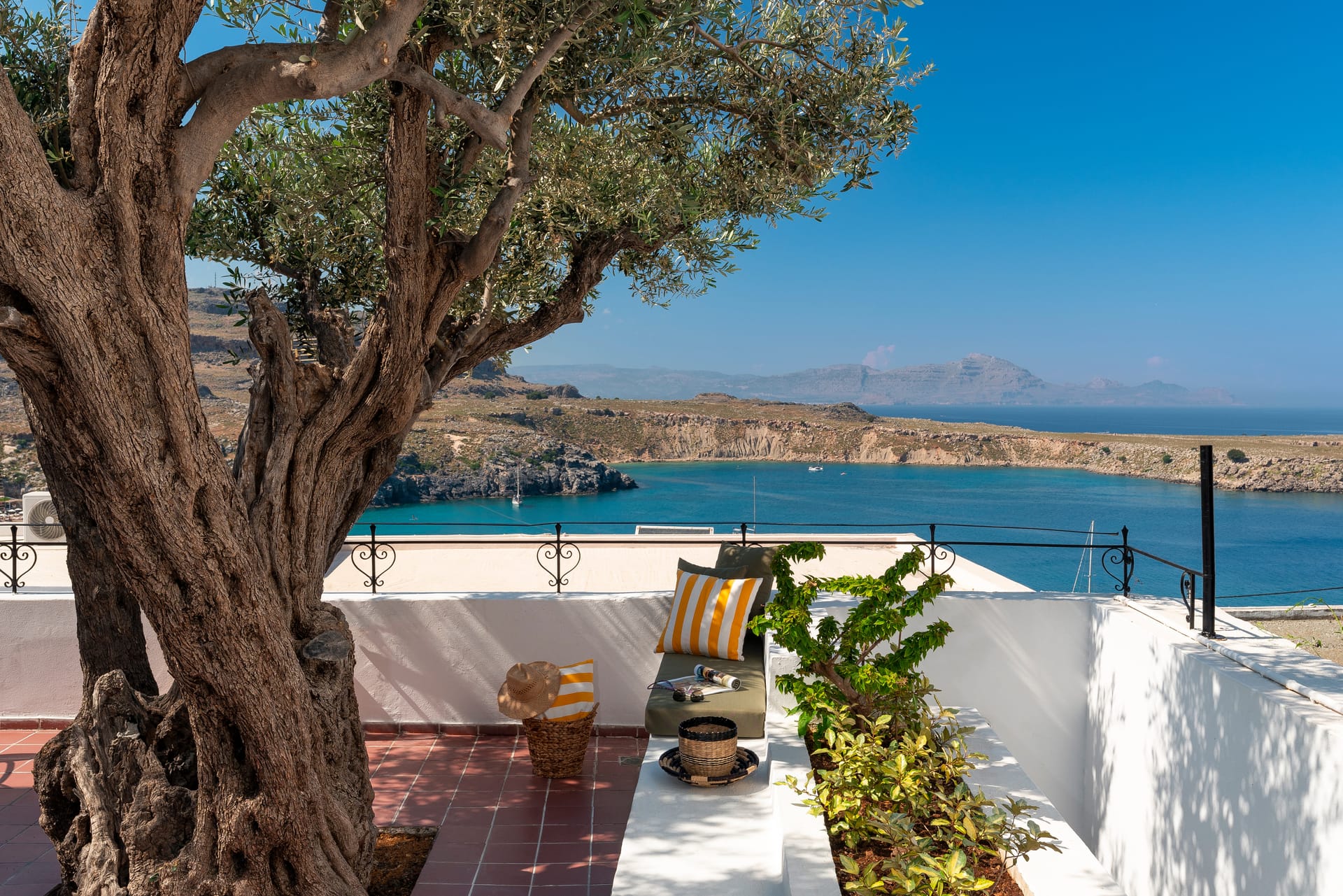 Maris Lindos Suites & Apartments - 9