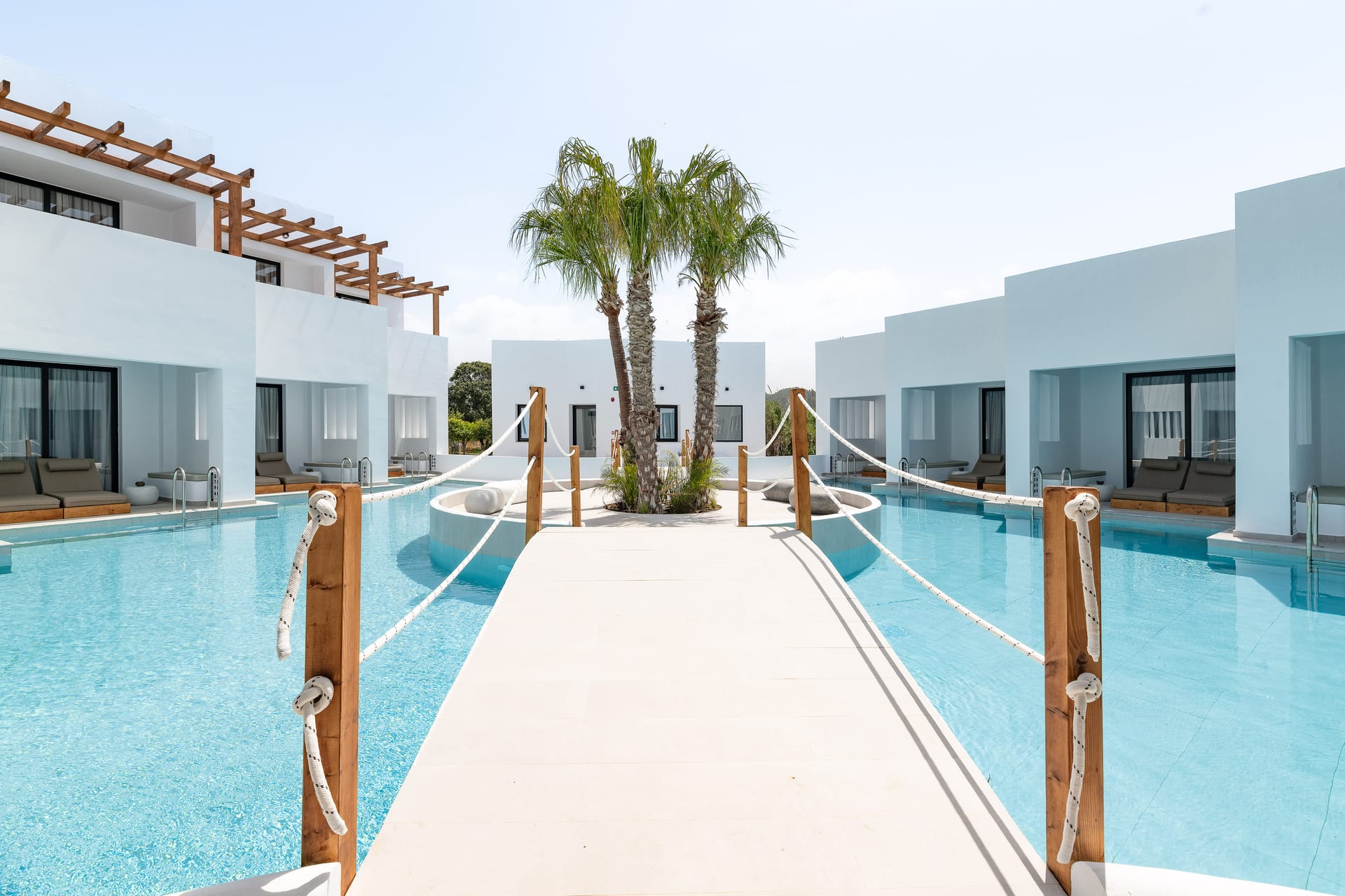 Martini Boutique Resort - 3