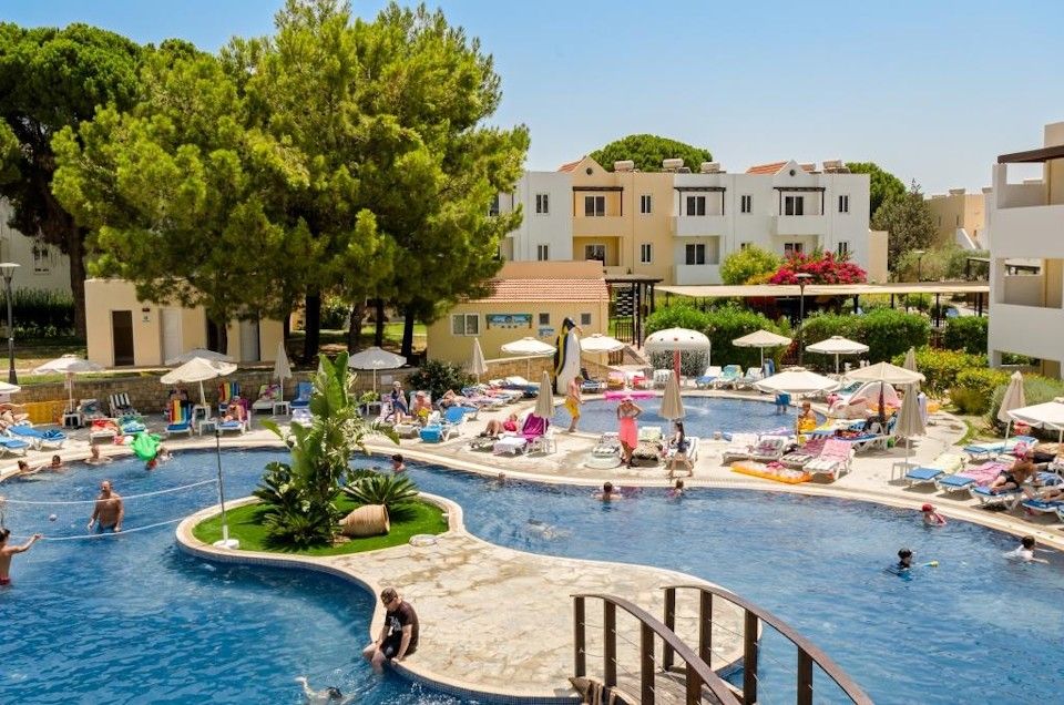Matina Pefkos Aparthotel - 1