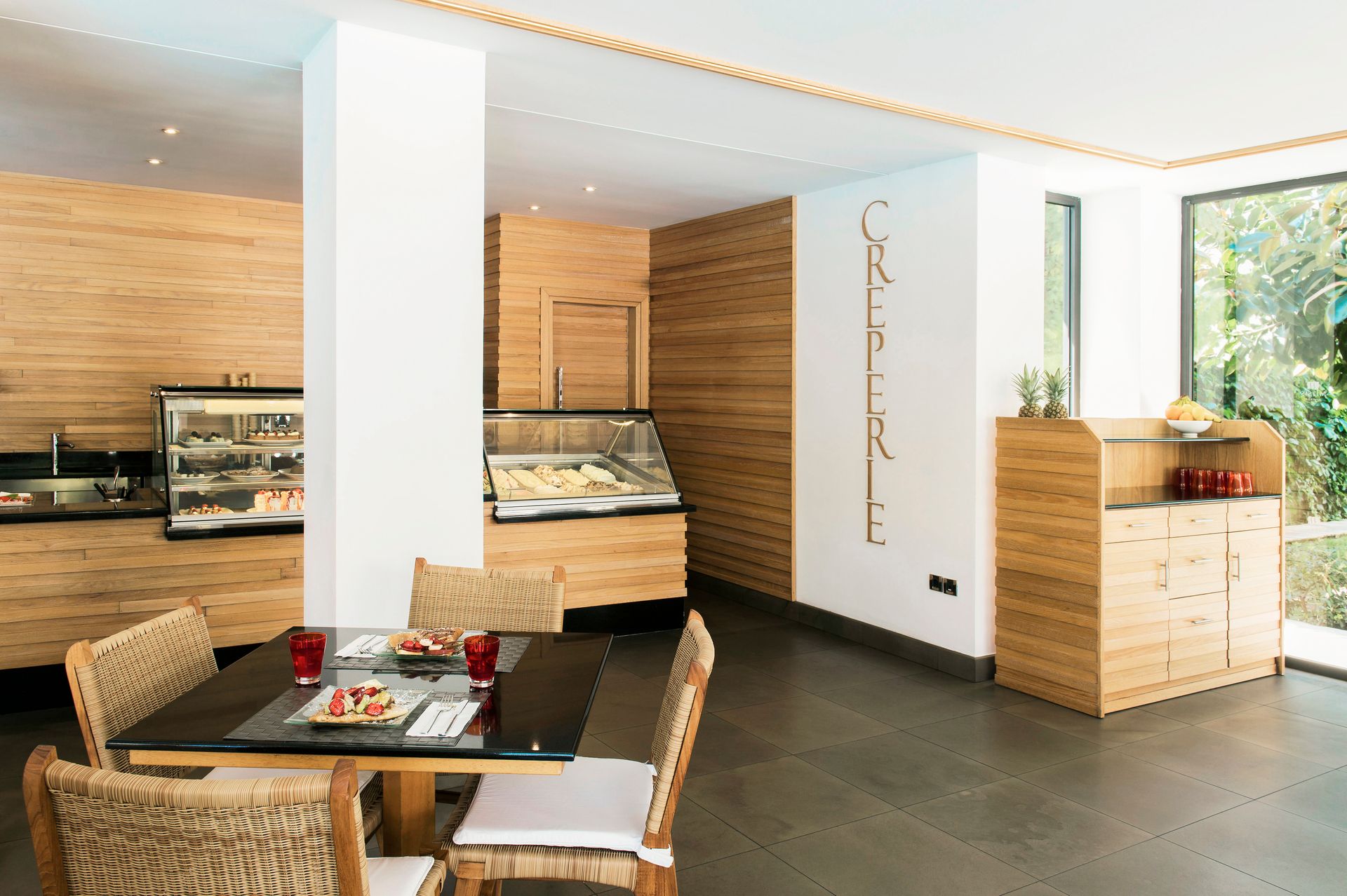 Mitsis Grand Hotel - 14