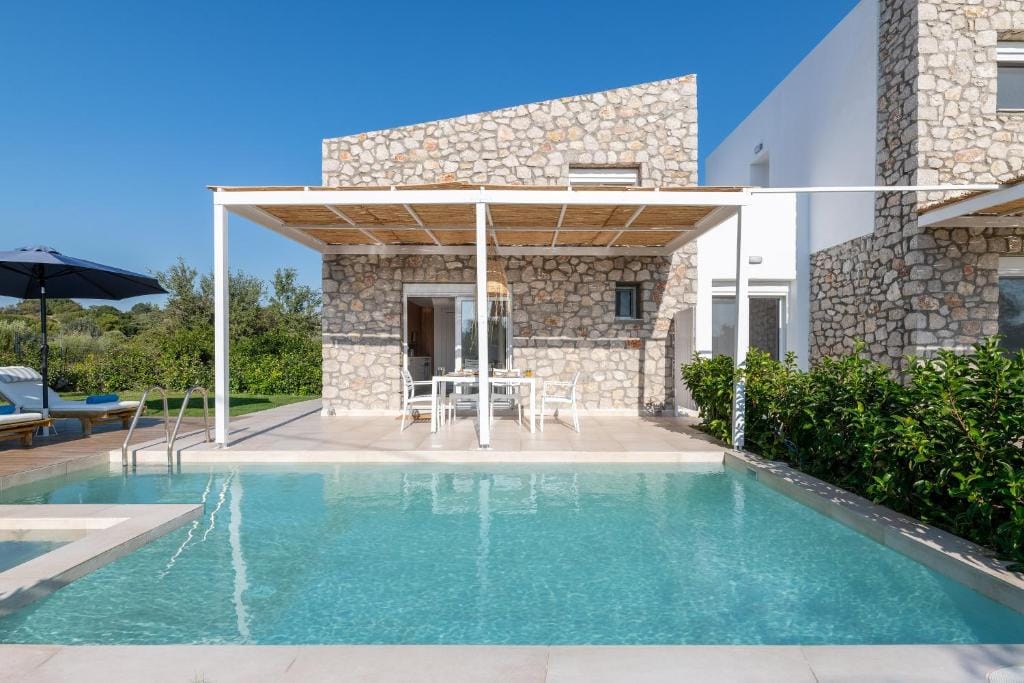 New Ossiano Pool Villas - 11