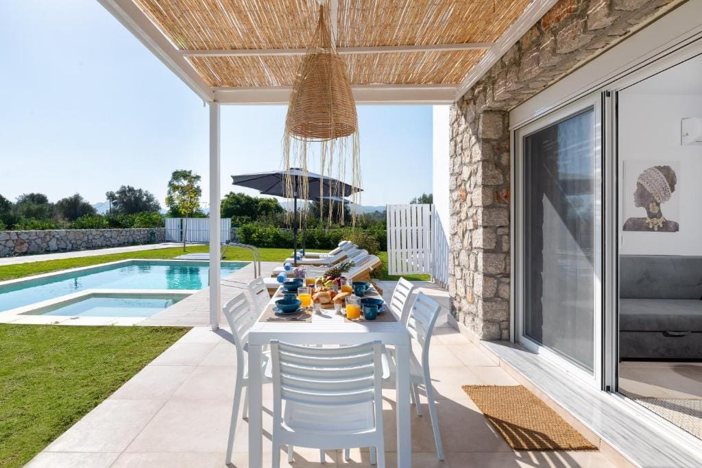 New Ossiano Pool Villas - 17