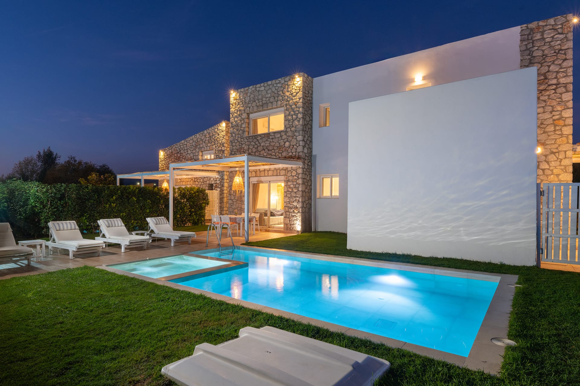 New Ossiano Pool Villas - 18