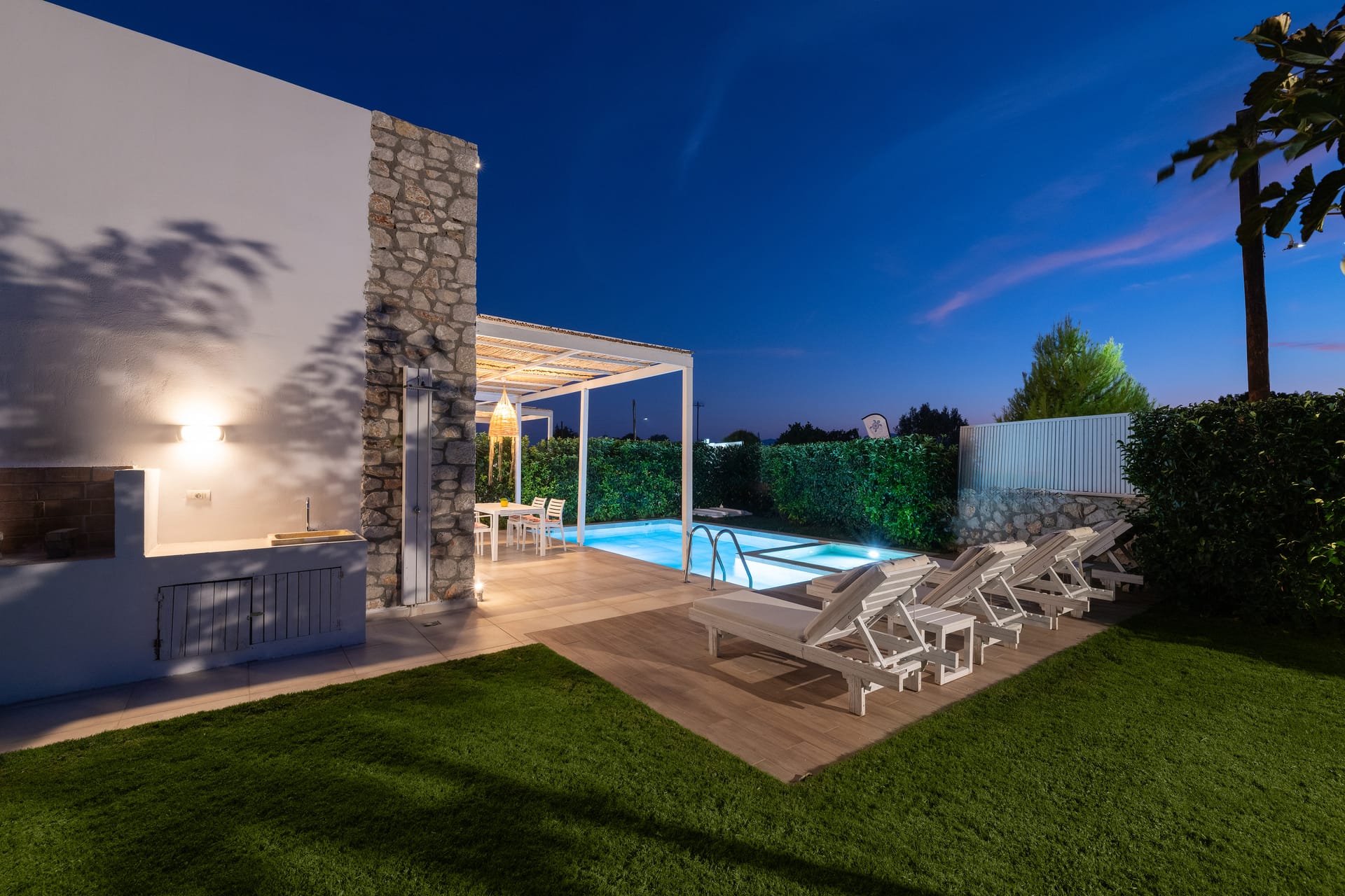 New Ossiano Pool Villas - 19