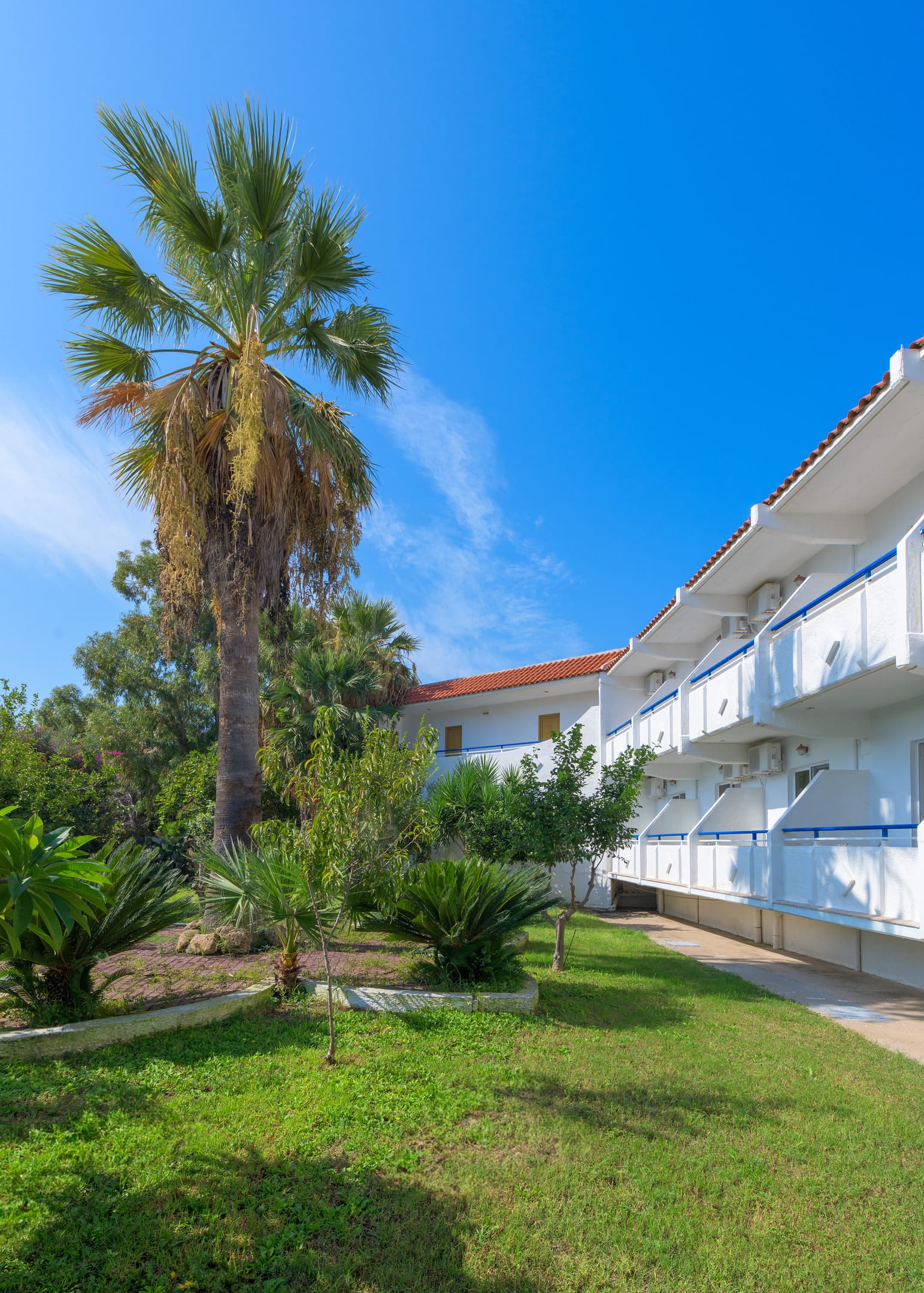 Nirvana Beach Hotel - 23