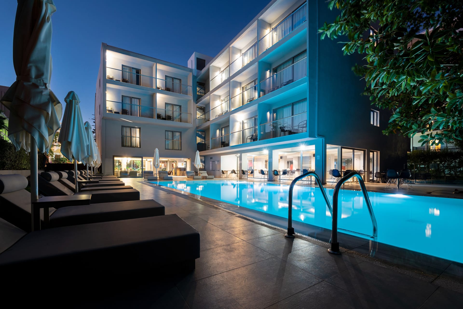 Oktober Downtown Boutique Hotel - 10