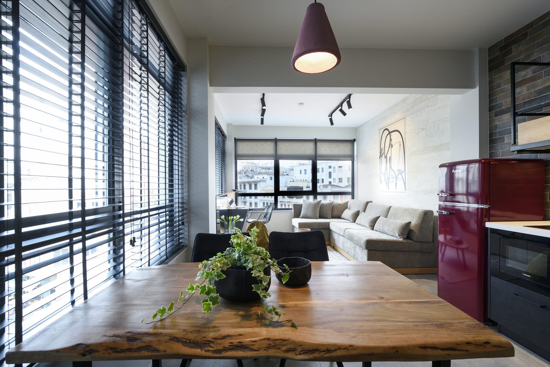 Olvios Luxury Suites & Lofts - 28