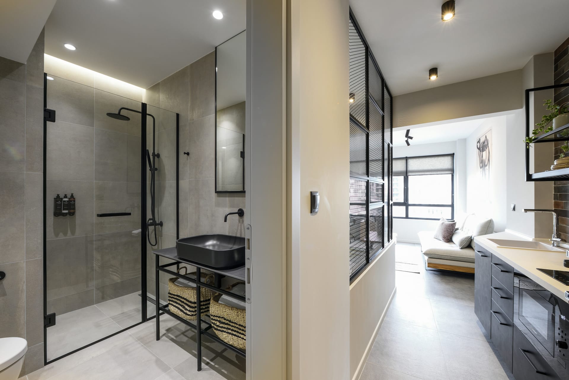 Olvios Luxury Suites & Lofts - 30