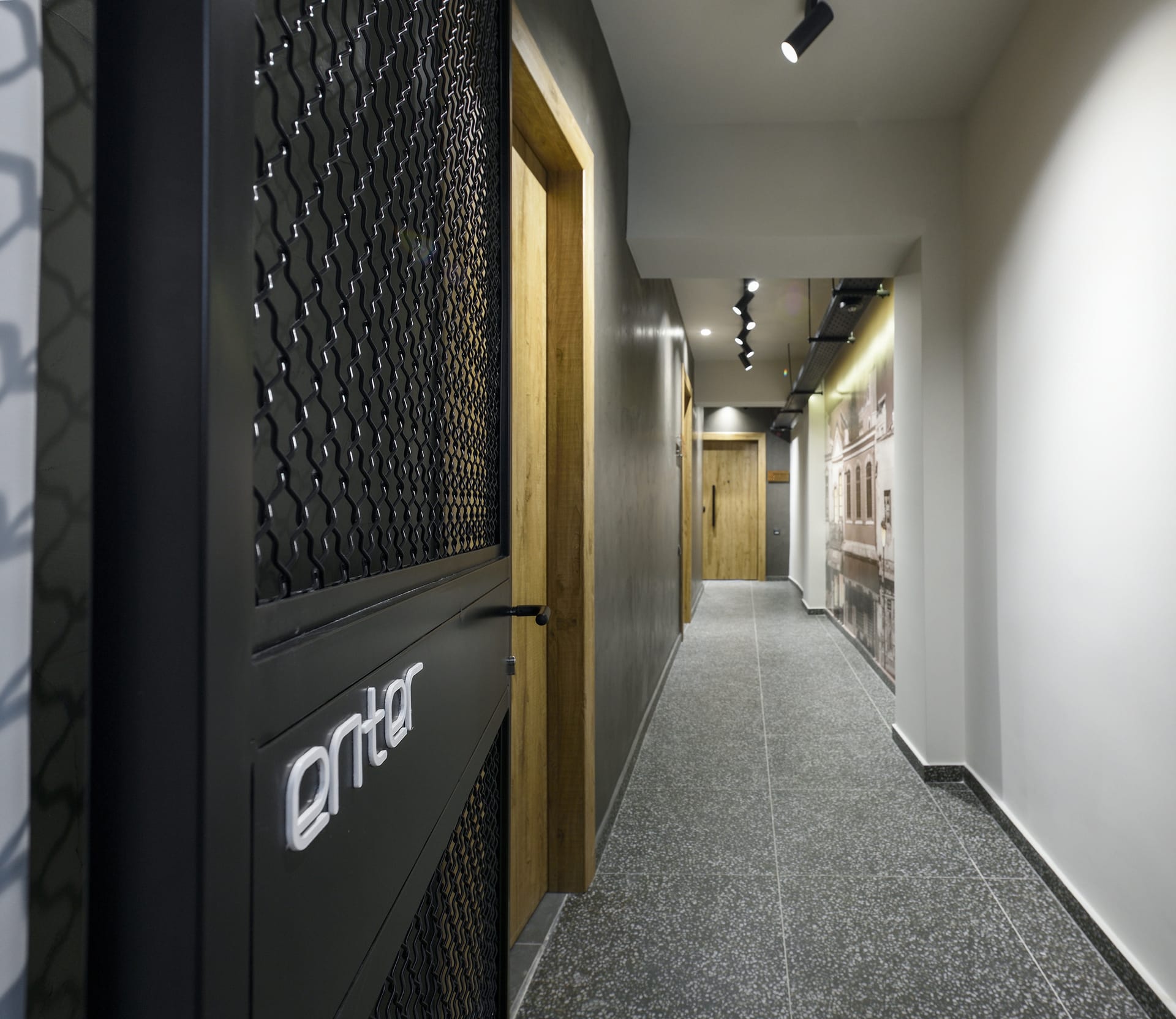 Olvios Luxury Suites & Lofts - 35