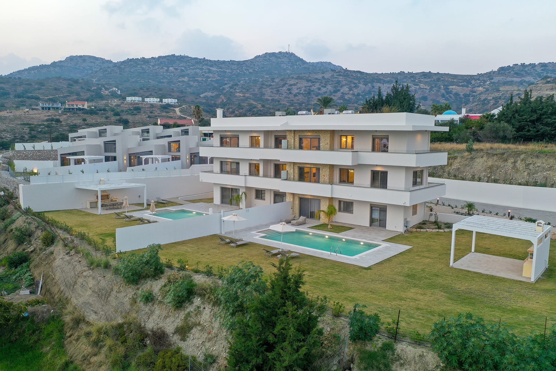 Pantheon Luxury Villas - 6