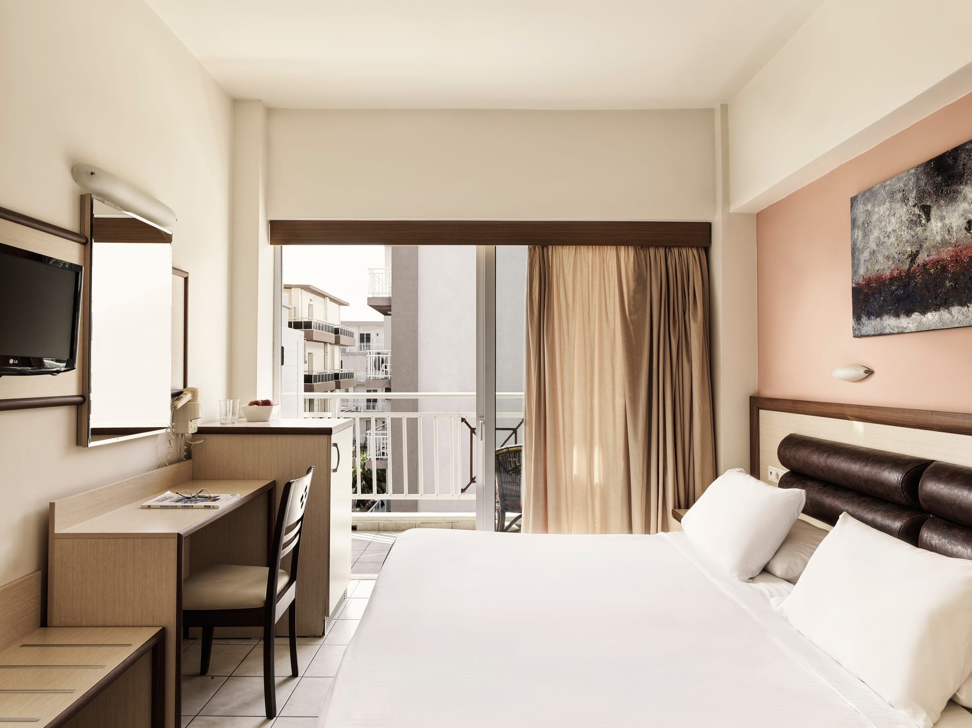 Pearl Hotel - 4