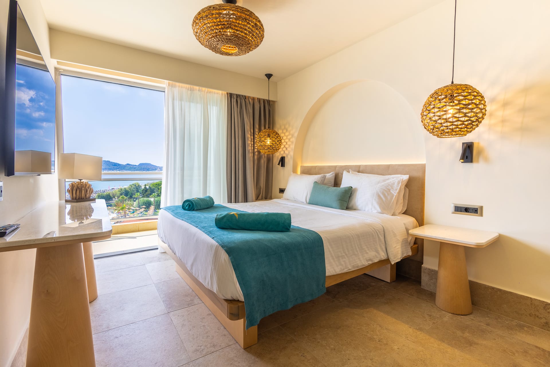 Pegasos Deluxe Beach Hotel - 4