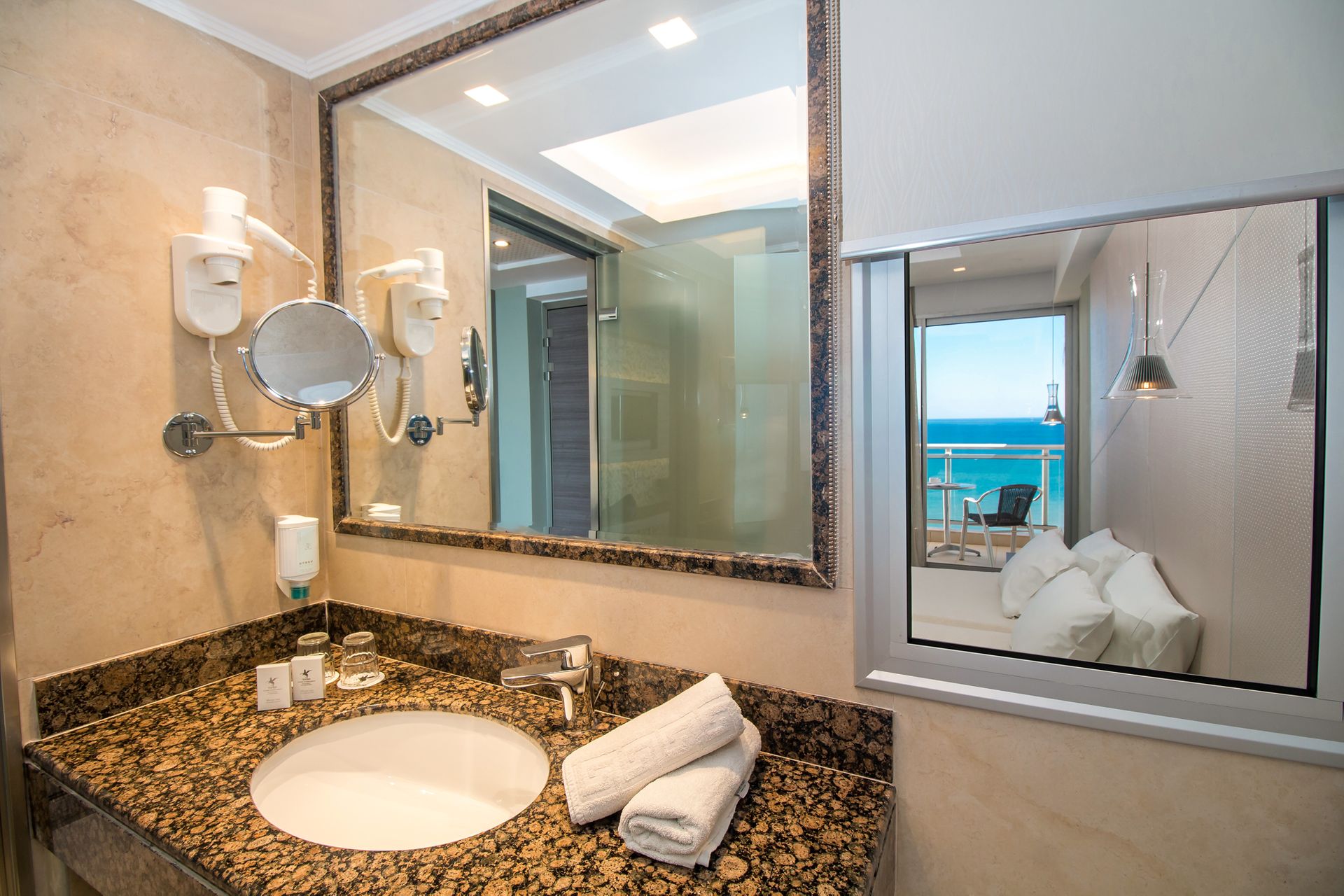 Pegasos Deluxe Beach Hotel - 25