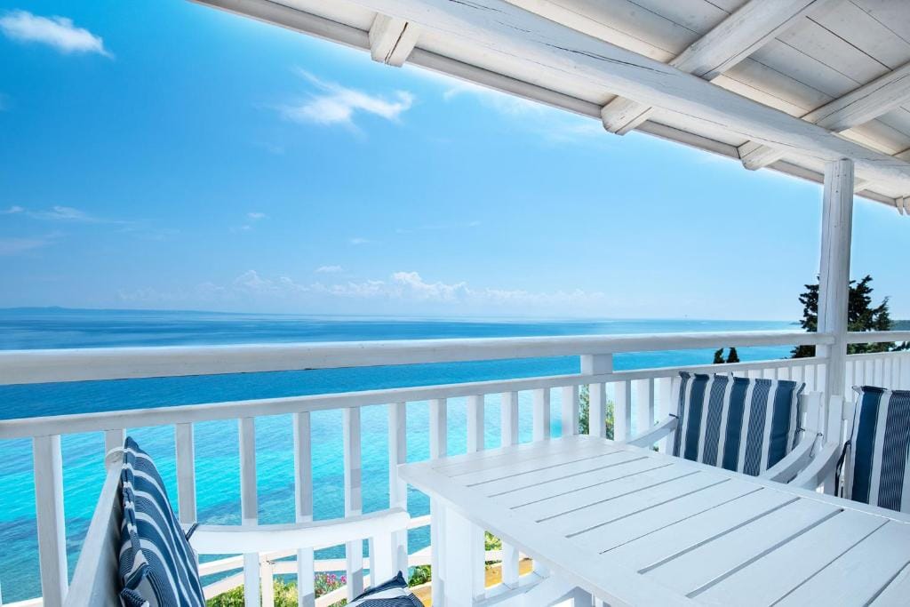Pelagos Beach Hotel - 1
