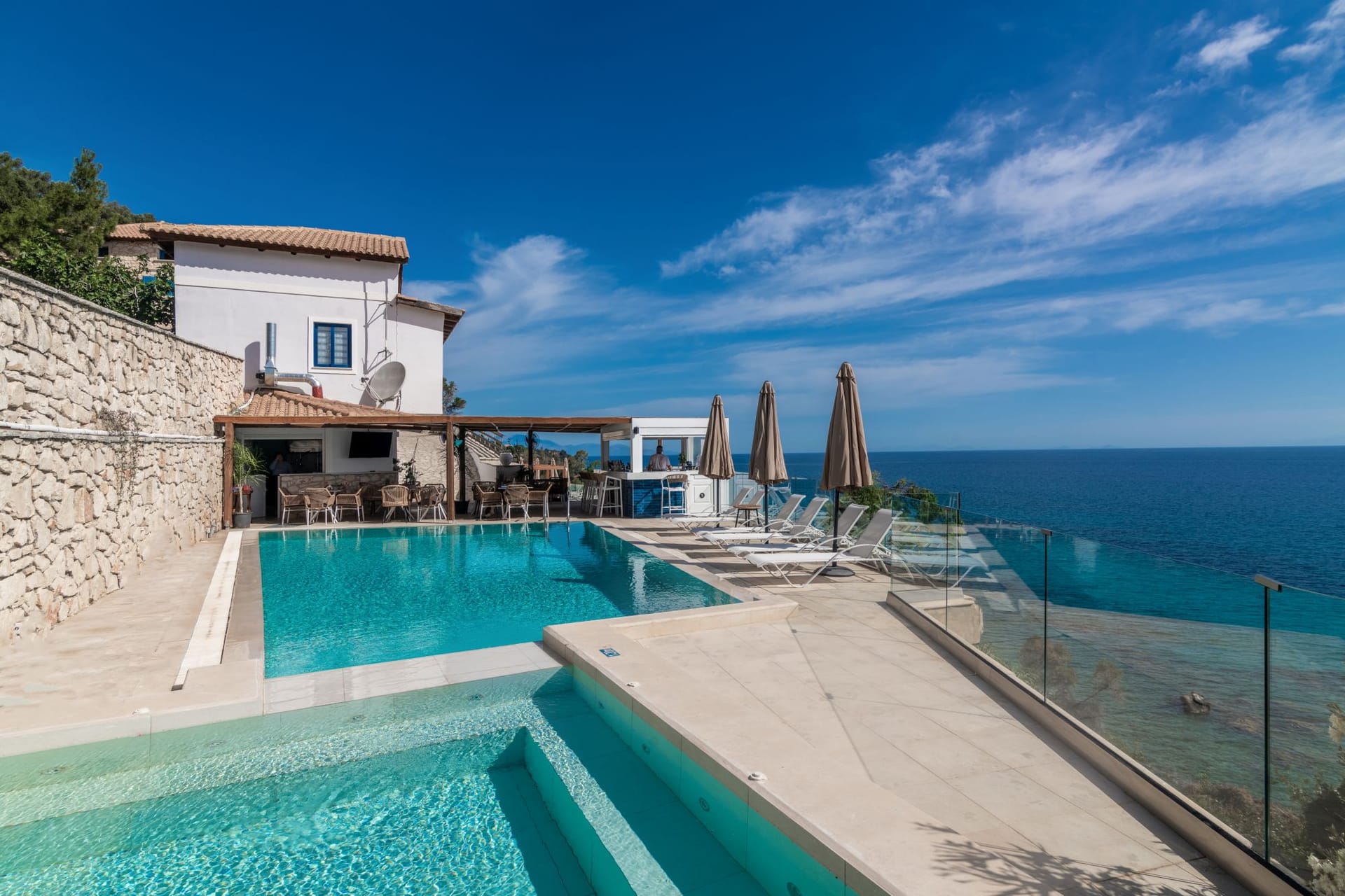 Pelagos Beach Hotel - 2