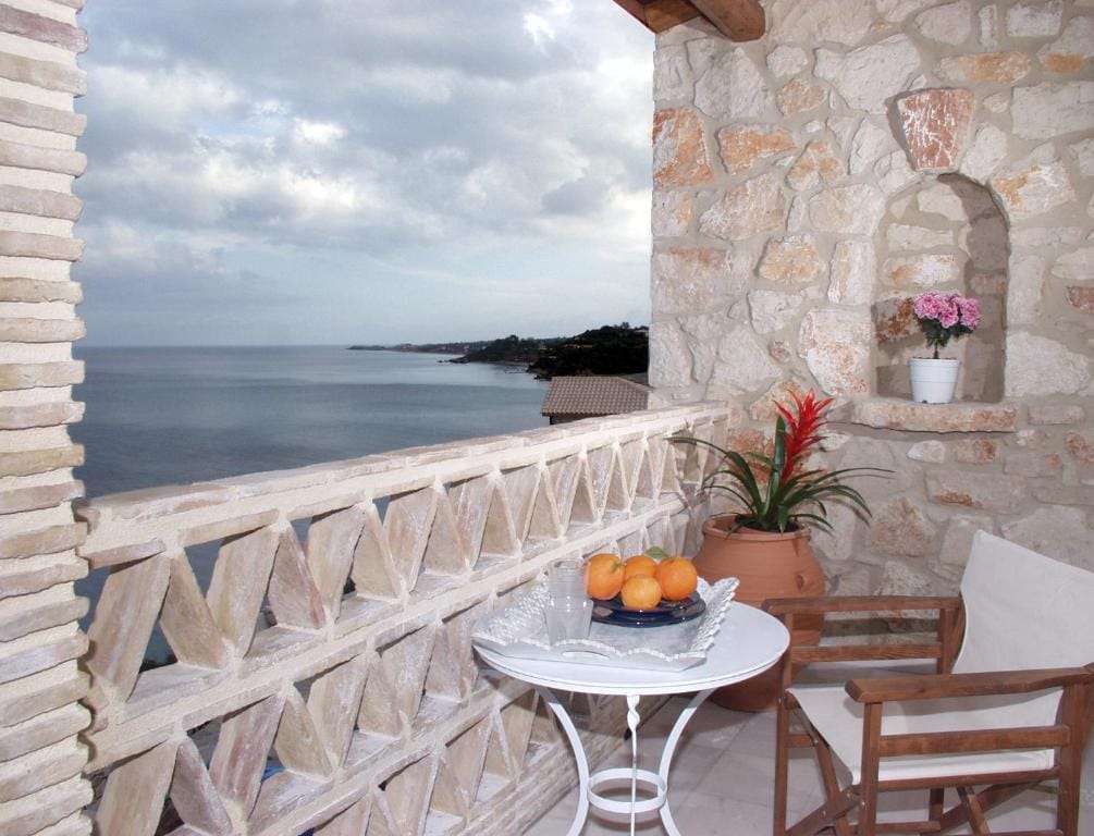 Pelagos Beach Hotel - 10