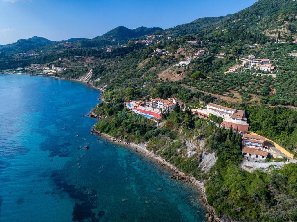 Pelagos Beach Hotel - 12