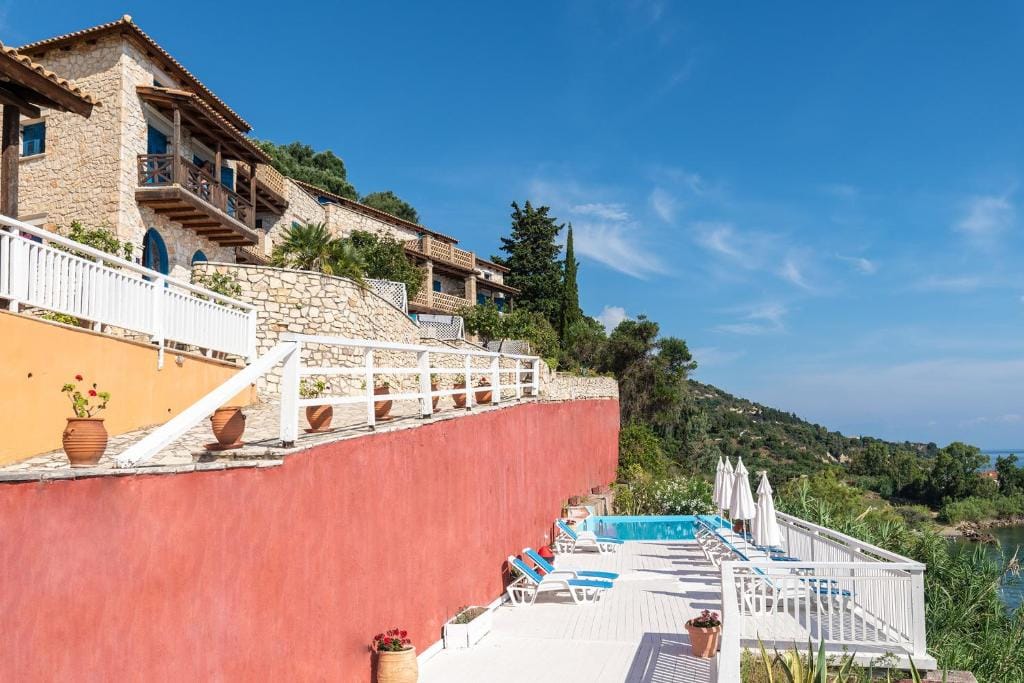 Pelagos Beach Hotel - 18