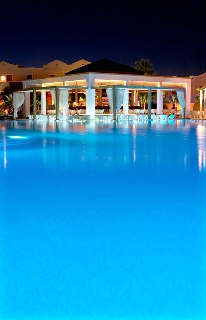 Pelagos Suites Hotel - 2