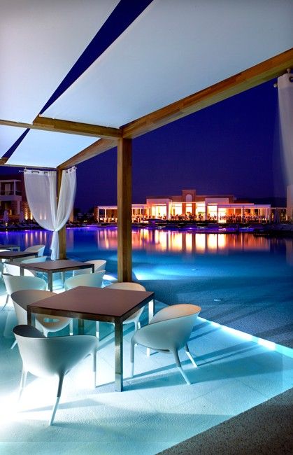 Pelagos Suites Hotel - 7