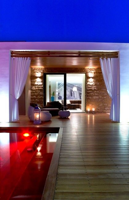 Pelagos Suites Hotel - 8