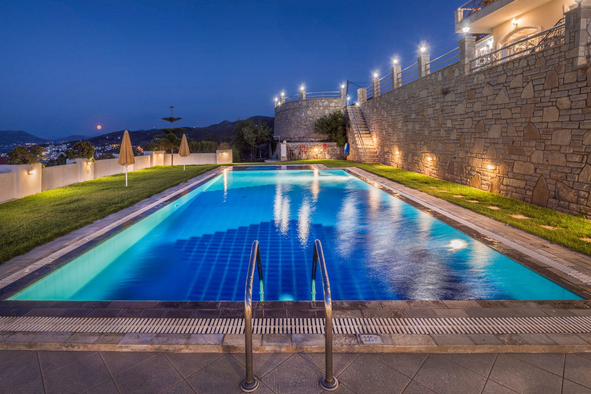 Penny Luxury Apartments Samos - 8